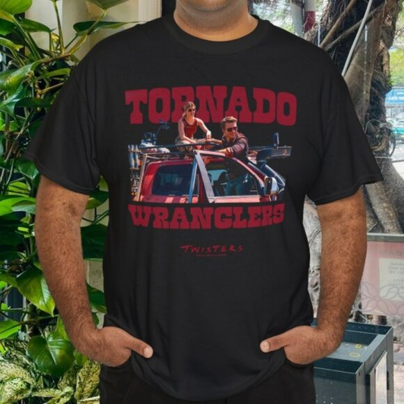 Twisters Tornado Wranglers Tyler & Kate T-Shirt - Picture 1 of 6